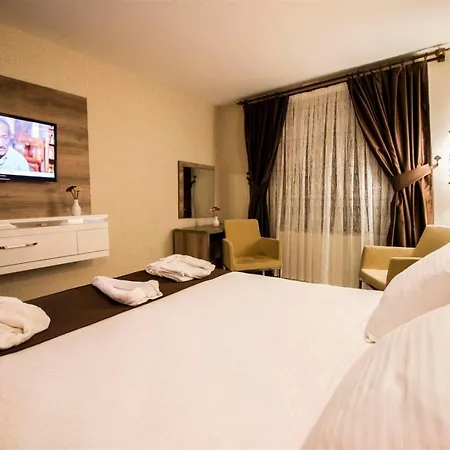 Hotel Business 3*